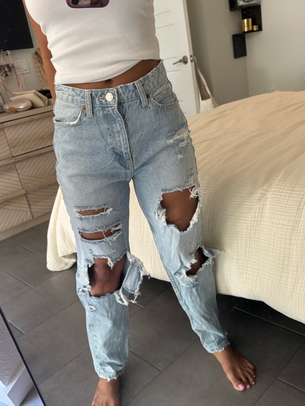 Zara Light Blue Ripped High-Waist Women’s Jeans